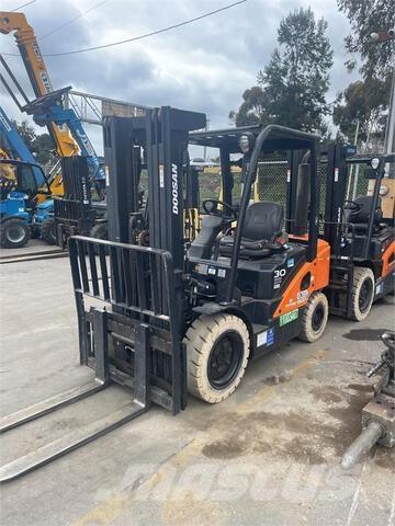 Doosan D30S7 Costruzioni - Altro