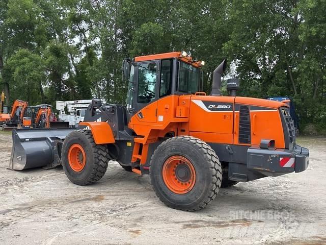 Doosan DL280-5 Pale gommate