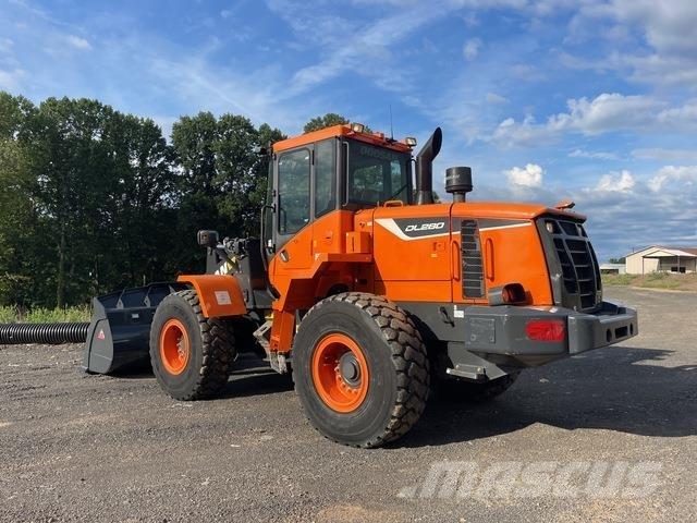 Doosan DL280-5 Pale gommate
