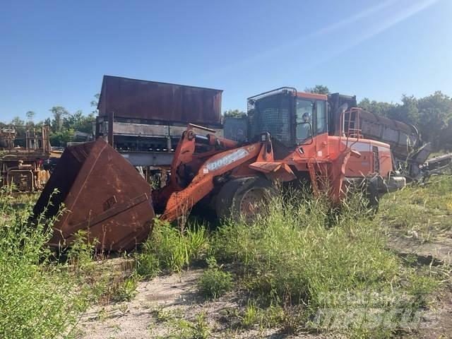 Doosan DL300-5 Pale gommate