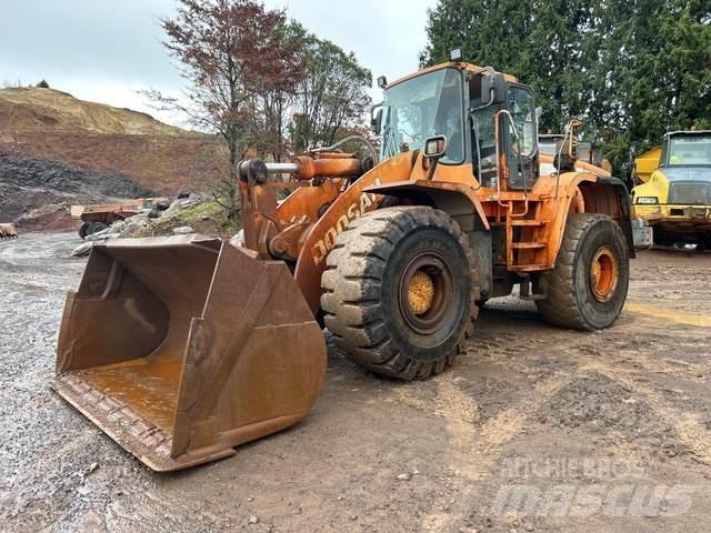 Doosan DL400 Pale gommate