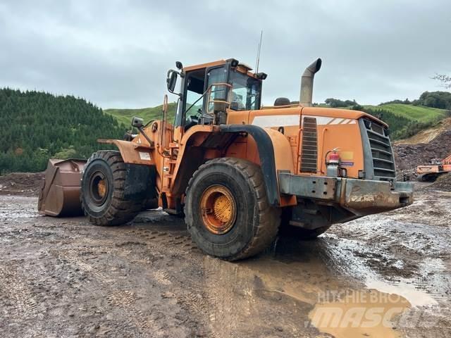 Doosan DL400 Pale gommate