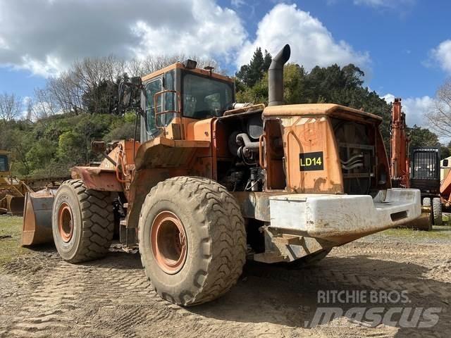Doosan DL400 Pale gommate