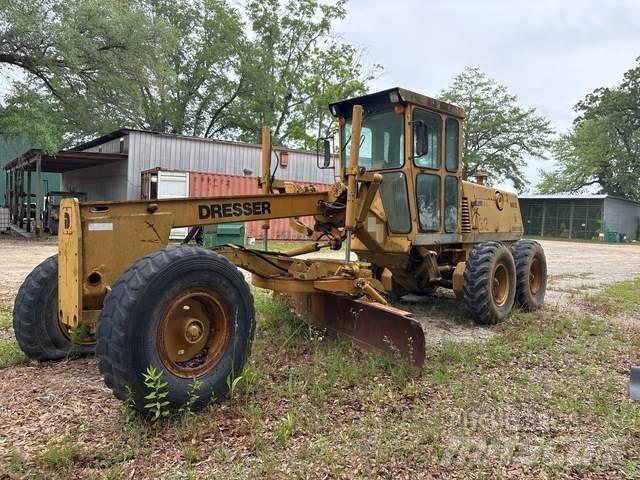 Dresser  Motorgraders