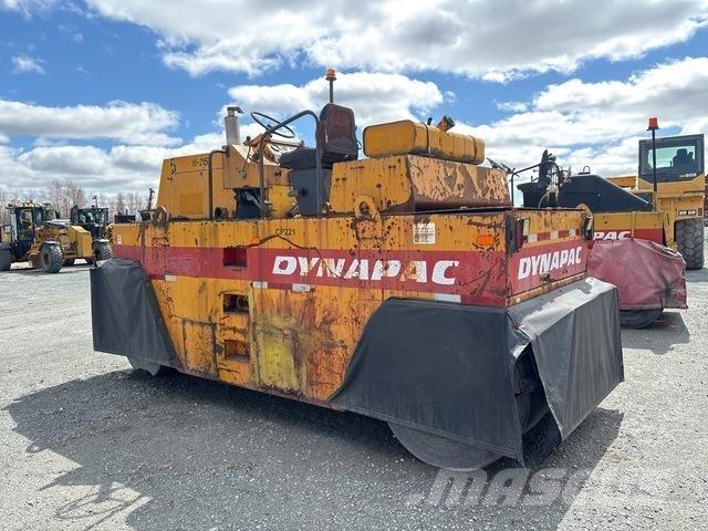 Dynapac CP221 Rulli gommati