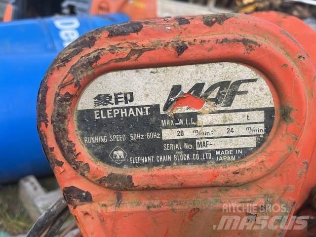  Elephant Gru a carroponte e a cavalletto