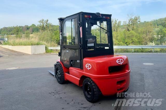 EP EFX-301 Costruzioni - Altro