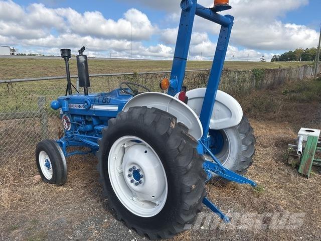 Ford 2000 Trattori