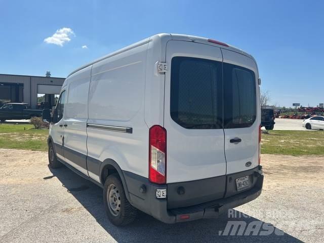 Ford 250 Furgone chiuso