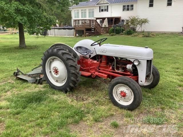 Ford 8N Trattori