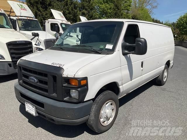 Ford E-150 Furgone chiuso