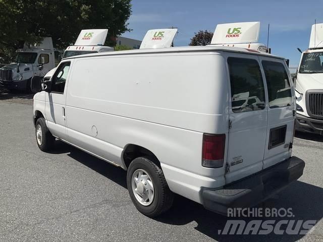 Ford E-150 Furgone chiuso