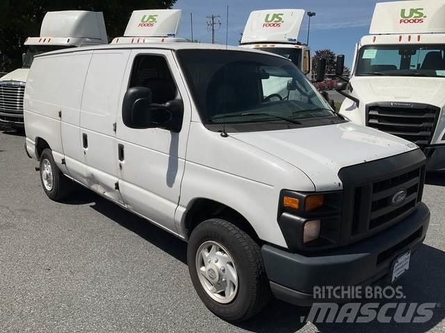 Ford E-150 Furgone chiuso