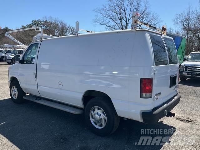 Ford E-250 Furgone chiuso