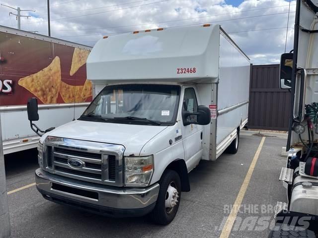 Ford E-350 Furgone chiuso