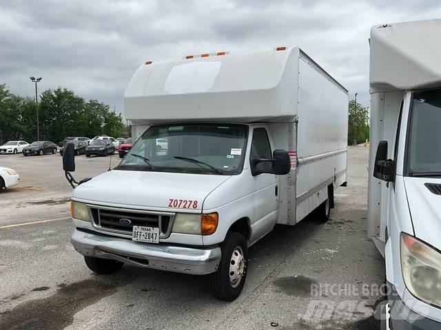 Ford E-350 Furgone chiuso