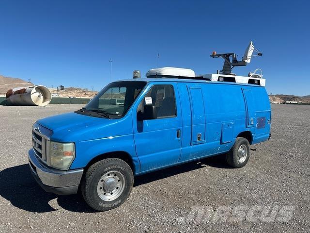 Ford E-350 Furgone chiuso