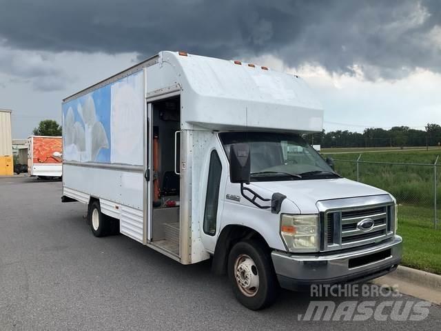 Ford E-350 Camion cassonati