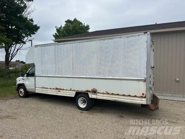 Ford E-350 Camion cassonati