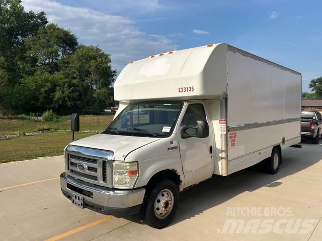 Ford E-350 Furgone chiuso