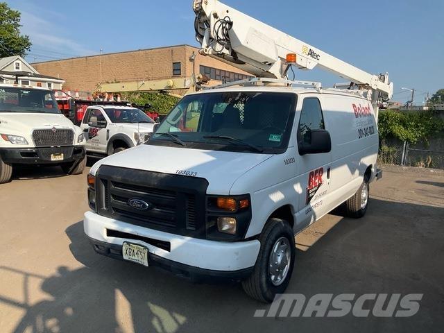 Ford E-350 Piattaforme autocarrate