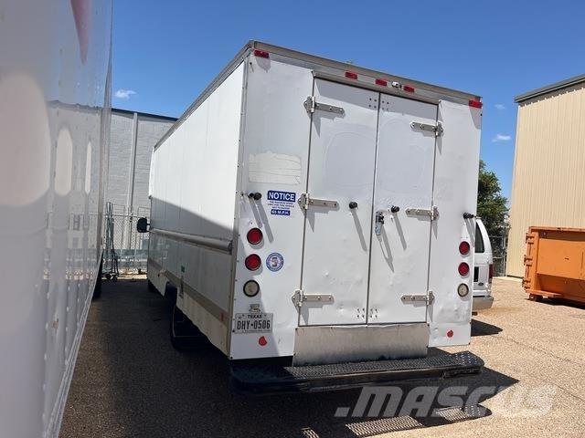 Ford E-350 Furgone chiuso