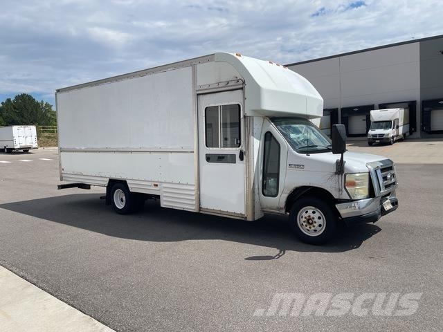 Ford E-350 Camion cassonati