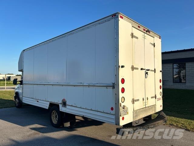 Ford E-350 Camion cassonati