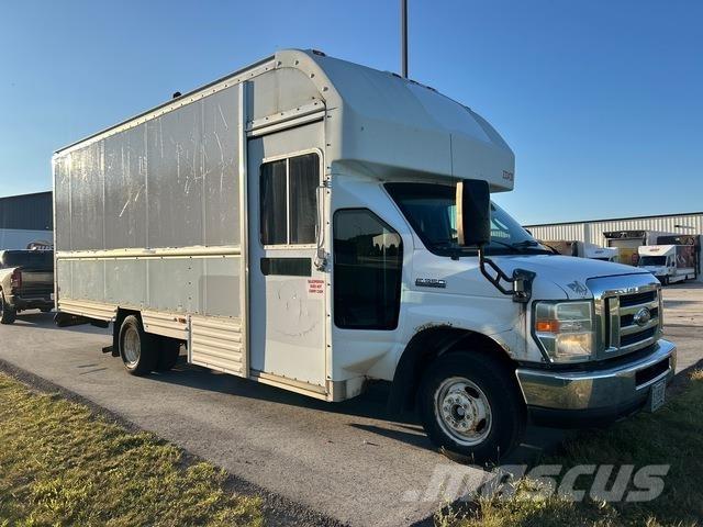 Ford E-350 Camion cassonati