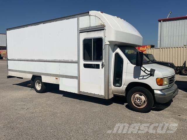 Ford E-350 Camion cassonati