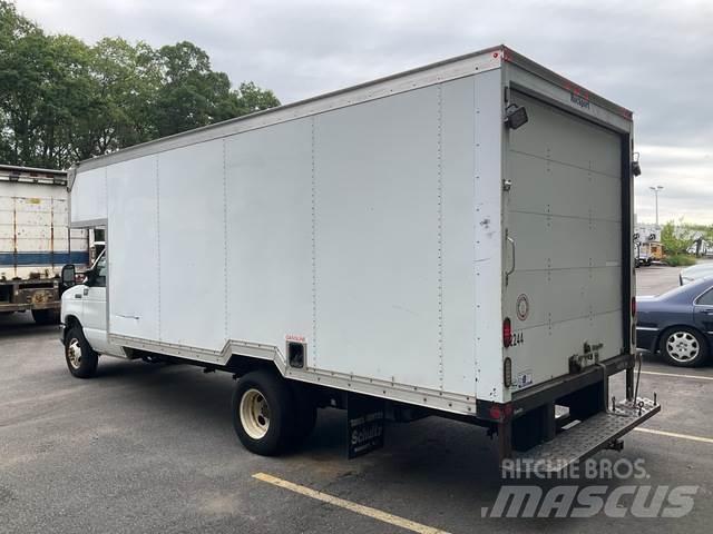 Ford E-450 Camion cassonati