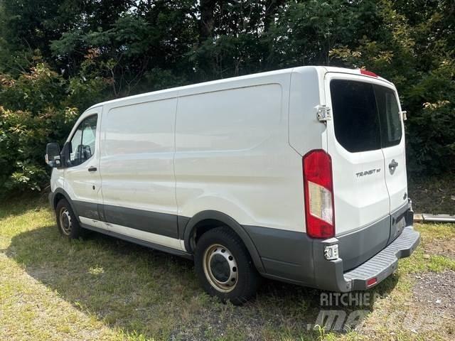 Ford E150 Furgone chiuso