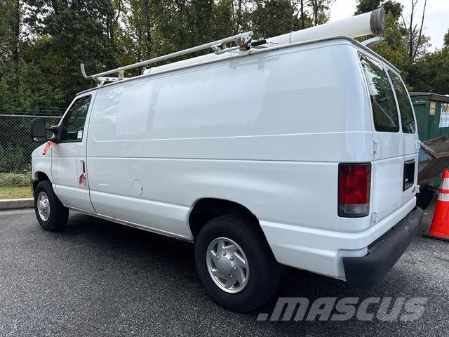 Ford E250 Furgone chiuso