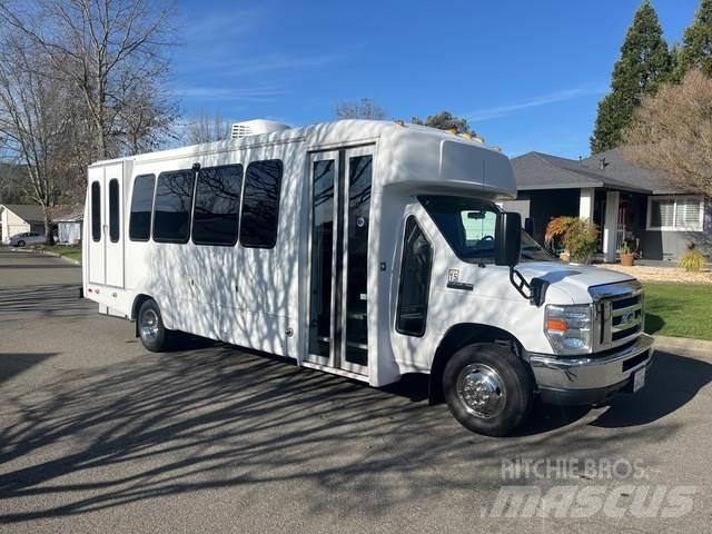 Ford E450 Furgone chiuso