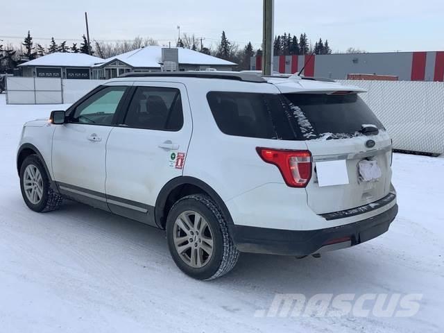 Ford Explorer Auto