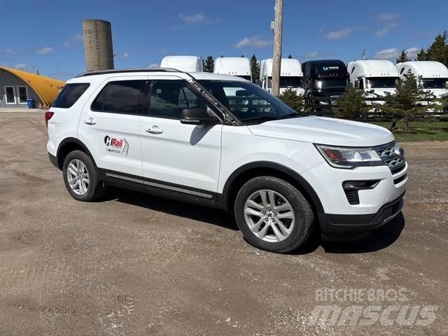 Ford Explorer Auto