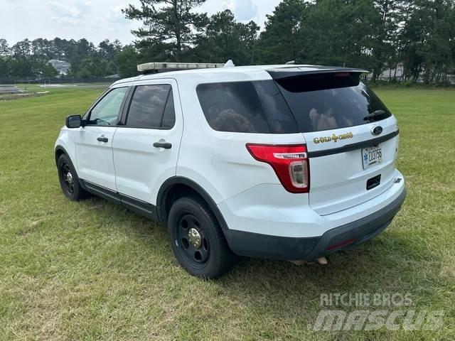 Ford Explorer Auto