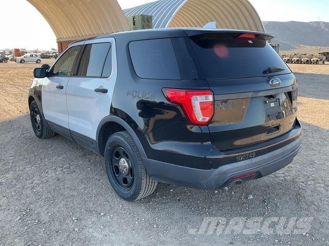 Ford Explorer Auto