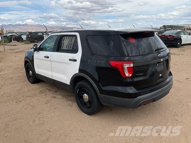 Ford Explorer Auto