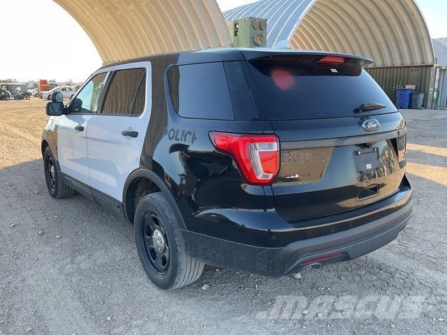 Ford Explorer Auto