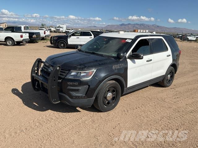 Ford Explorer Auto