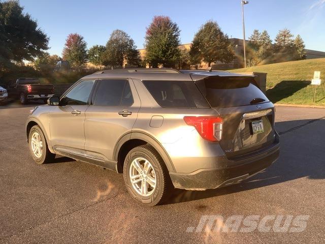 Ford Explorer Auto