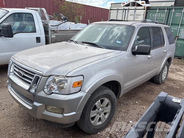 Ford Explorer Auto