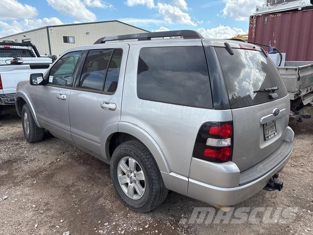 Ford Explorer Auto