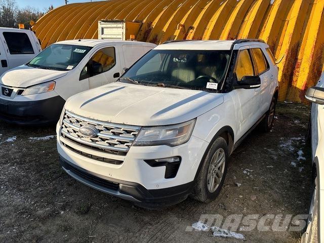 Ford Explorer Auto