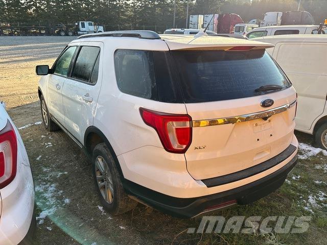 Ford Explorer Auto