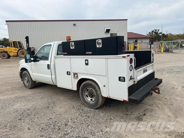 Ford F-250 Pick up/Fiancata ribaltabile