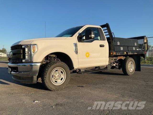 Ford F-250 Camion con sponde ribaltabili