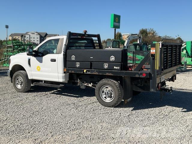 Ford F-250 Camion con sponde ribaltabili