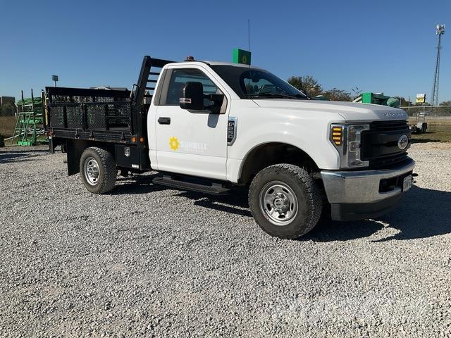 Ford F-250 Camion con sponde ribaltabili